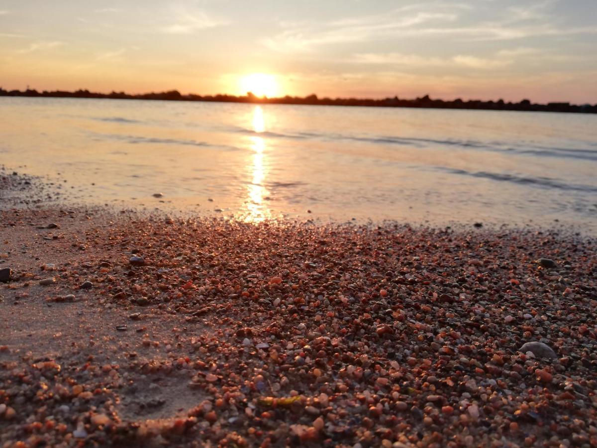 Domek Goscinny Ujście-Darłowskie Dış mekan fotoğraf